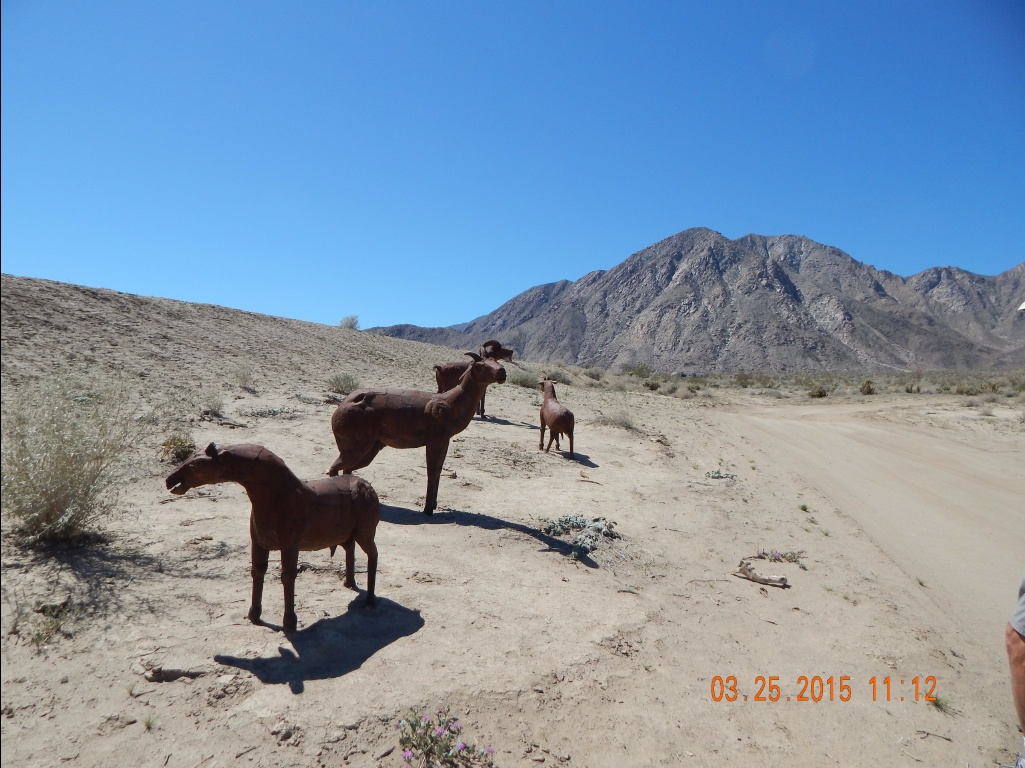 4125-DesertSculptures-2015