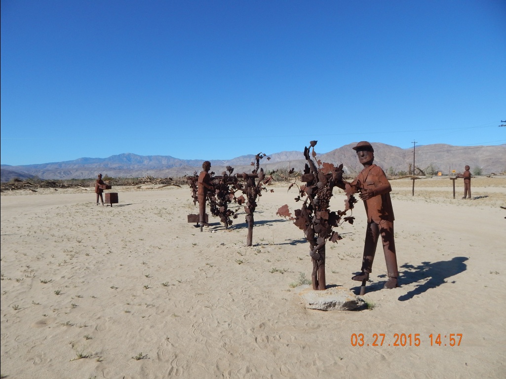 4525-DesertSculptures-2015