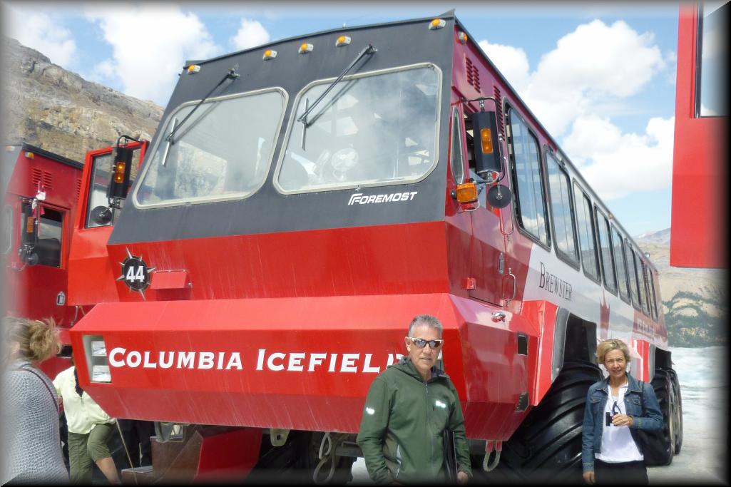 0870-Columbia_Icefield