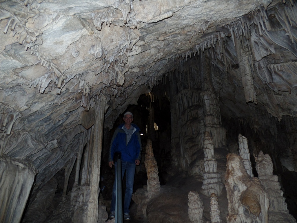 9766-Lewis&Clark-Caverns-2015